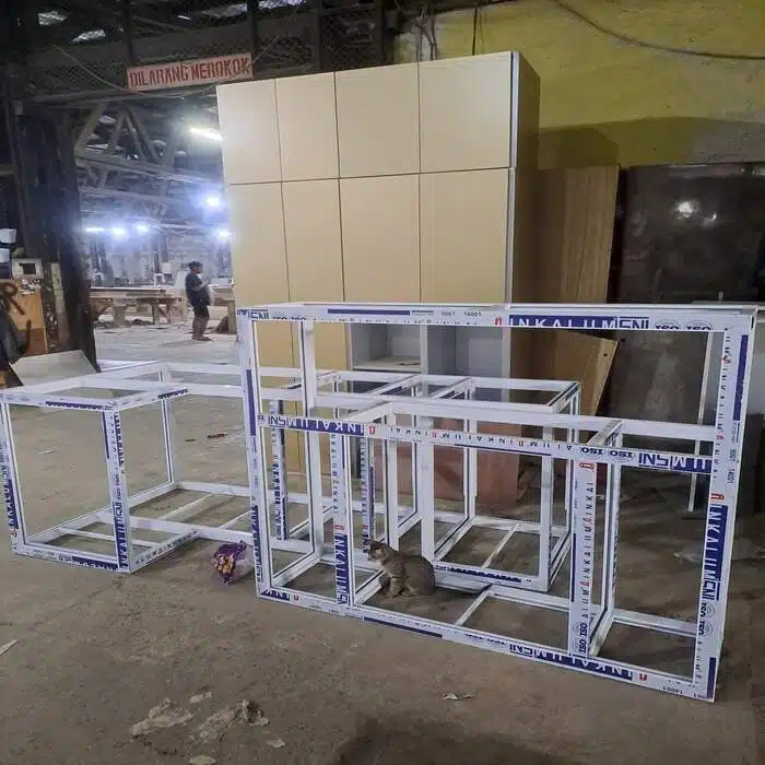 Pembuatan Kitchen Set Aluminium - Rangka Inkalum